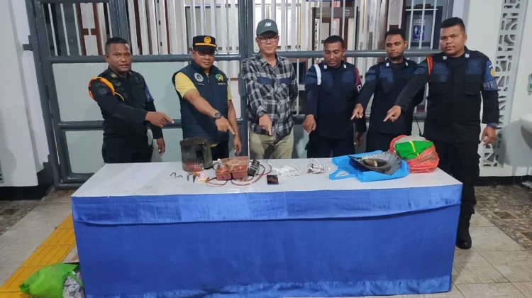 Razia Insidentil di Blok Narkoba Lapas Ambon, Petugas Amankan Barang Terlarang