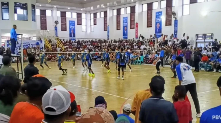 Bupati Hanubun Berburu Talenta Voli, Boyong Tiga Wasit Nasional