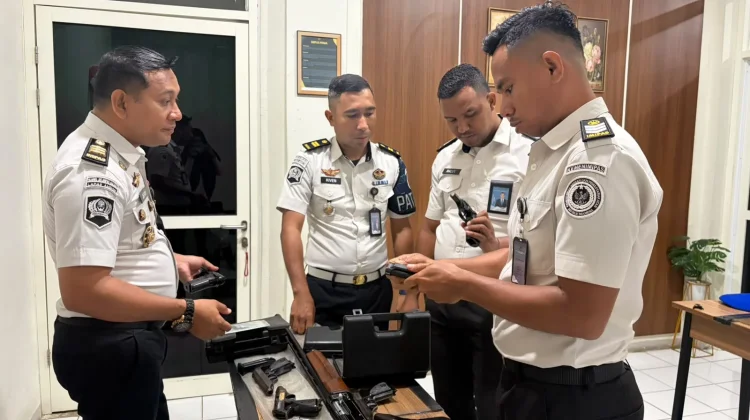 Lapas Ambon Rutin Cek Senpi Pastikan Kondisi Siap dan Layak Beroperasi