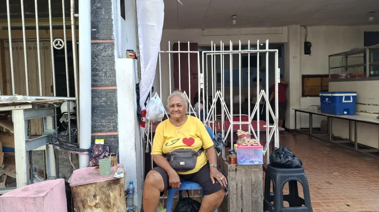 Kisah Sincie Albertus, 14 Tahun Setia Menjadi Juru Parkir Resmi demi Sesuap Nasi