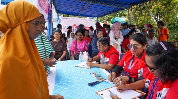 Pertamina Patra Niaga Papua Maluku Tebar Kepedulian Lewat 1.000 Paket Sembako