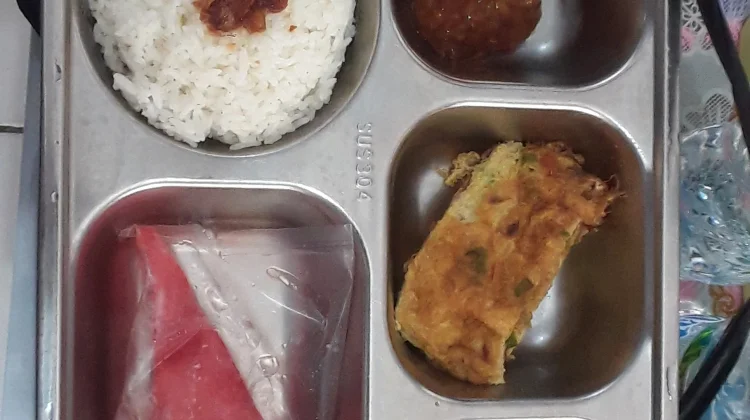 SDN Negeri Lama Ambon Pastikan Menu MBG Aman dan Bervariasi