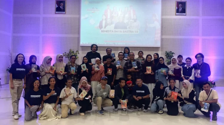 Semesta Raya Sastra 1.0 Hadirkan Bedah Buku dan Diskusi Puisi di Ambon