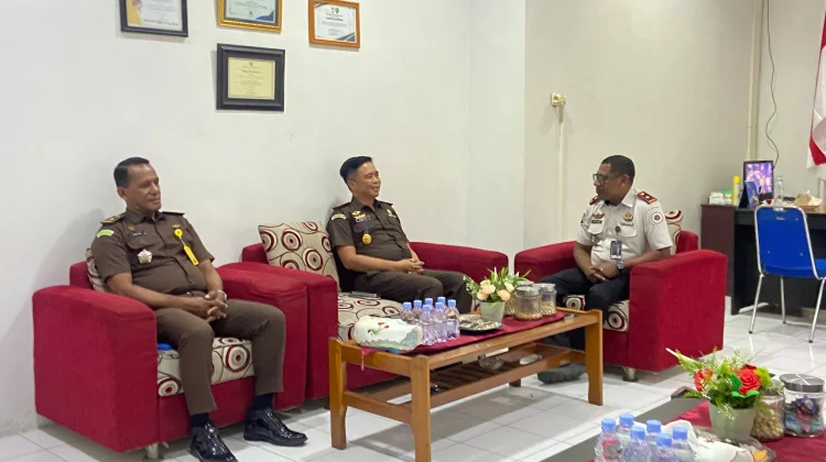 Kajari Malteng dan Karutan Masohi Bahas Penguatan Sinergitas APH