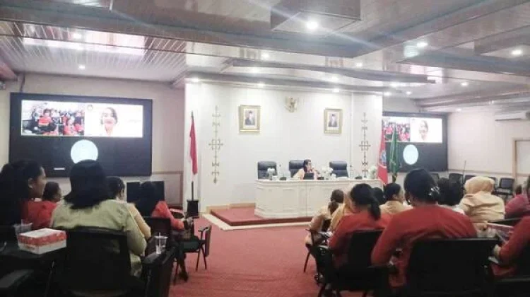 Bimtek DWP Kota Ambon Tekankan Etika dan Keharmonisan Antar anggota