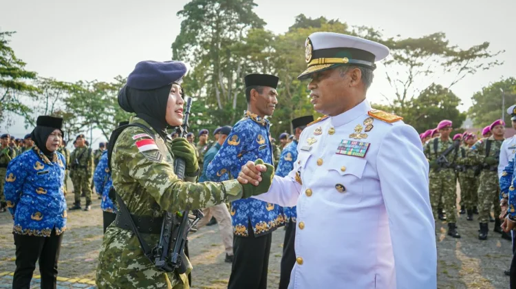Naik Pangkat, Puluhan Personel Kodaeral IX Dituntut Tingkatkan Profesionalisme