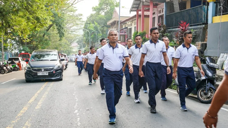 Kodaeral IX Tingkatkan Kesiapsiagaan Prajurit lewat Hanmars 7 Kilometer