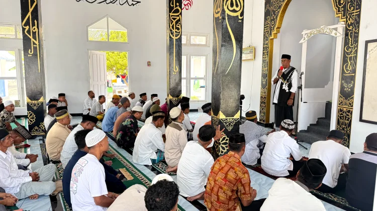 Dekat dengan Warga Binaan, Kalapas Namlea Ingatkan Jaga Keharmonisan & Kerukunan