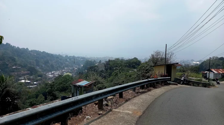 Asap Kebakaran Ganggu Kualitas Udara Kota Ambon