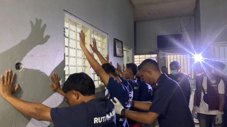 Berantas Halinar, Rutan Masohi Gandeng APH Gelar Razia Gabungan dan Tes ...