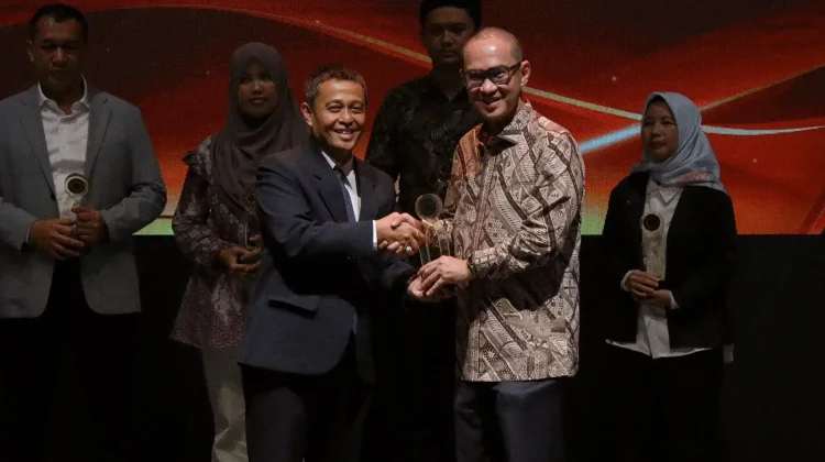 Kemenkum Maluku Raih Penghargaan Tertinggi di Ajang PRIA