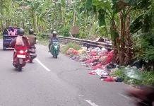 Papan Larangan Malakauseya Tak Dihiraukan, Sampah Masih Menumpuk