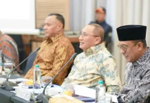 Bupati Zulkarnain Hadiri RUPS Tahunan Bank Maluku Malut