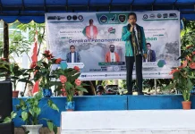 HUT Balai POM & Unpatti, Sekda Maluku Pimpin Penanaman 500 Pohon