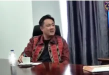 Angkuhnya Bupati Tanimbar, Sebut Mantan Bupati Fatlolon Punya Duit Berapa?