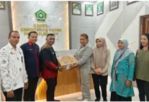 Kemenag Maluku Salurkan Buku Keagamaan ke Warga Binaan