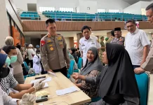 Warga Kebun Cengkeh Serbu Layanan Kesehatan Gratis dan Khitanan Massal