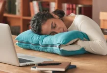 Kekuatan "Micro-Napping" bagi Pekerja Kreatif
