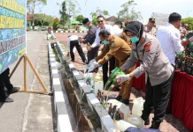 Polres Buru Musnahkan 2.169 Liter Miras, Tiga Desa Jadi Sentra Produksi Sopi