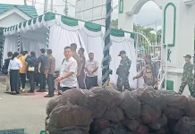Agustinus Theodorus, Jaolath dan Huwae  Jalani Pemeriksaan di Kejati Maluku