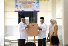 Bupati Maluku Tengah Hadirkan Mesin Cetak KTP di Tehoru