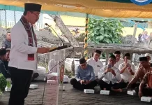 Pererat Silaturahmi, Gubernur Hendrik Buka Puasa Bersama Warga Negeri Seith