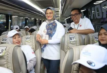 Telkom Salurkan Bantuan CSR Rp2 Miliar untuk Madrasah dan Anak Yatim