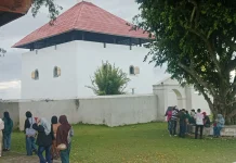 H+1 Lebaran, Benteng Amsterdam Ramai Pengunjung