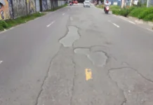 Warga Keluhkan Kerusakan Jalan Utama Negeri Lama-Passo Ambon