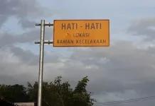 Dishub Ambon Pasang Rambu Peringatan di Titik Rawan Kecelakaan Negeri Lama