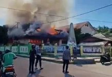 Bangunan SD 1 Namlea Terbakar, Ijazah Siswa hingga Barang Elektronik Ikut Hangus