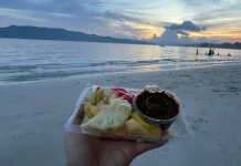 Menikmati Sunset dan Rujak, Pesona Natsepa Memikat Wisatawan
