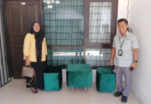 Sampah Plastik di Maluku Disulap Jadi Sofa Mewah, Awet 20 Tahun