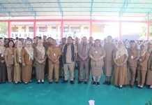 Wagub Vanath Pantau Proses Ujian di SMA 11 Ambon Berjalan Lancar