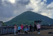 Pariwisata Instrumen Strategis menuju Indonesia Emas 2045