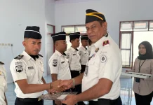 Belasan Pegawai Lapas Namlea Disematkan Pangkat Baru
