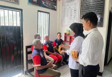 Warga Binaan Lansia di Lapas Wahai Diberi Nutrisi Tulang