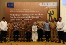 Sekda Maluku Buka Rapat Komite INOVASI ke- 3, Perkuat Kualitas Pendidikan Daerah