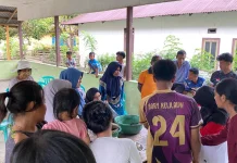Mahasiswa KKN Unpatti Kembangkan Potensi UMKM Desa Latu