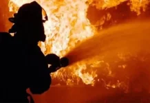 Dua Rumah Warga di Air Salobar Hangus Terbakar