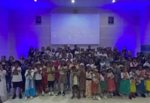 Kora Kora Kursus Gelar Pentas Seni Bertema Budaya Dunia
