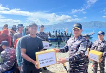 TNI-AL Gelar Komsos & Baksos Sasar Warga di Ambon