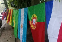 Pedagang Atribut Musiman Raup Untung jelang Piala Dunia