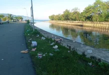 Pencinta Kebersihan Prihatin. Sampah Masih Saja Berserakan di Depan RS Leimena
