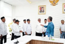 Kantongi Dukungan Warga Ohoi Tamngil, Gubernur Maluku Minta Komit Jaga Investasi