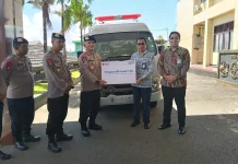 BRI Cabang Ambon Serahkan Bantuan CSR Mobil Ambulans ke Satbrimob Polda Maluku