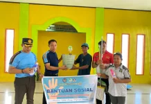 Lapas Wahai Salurkan Bantuan Alat Kebersihan untuk TPA Nurul Hidayah
