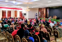 Di Hadapan Bupati SBB, Ratusan Masyarakat Luhu Desak Copot Kaliky dari Kursi Kades