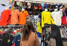Pedagang Jersey Piala Dunia 2026 Raup Keuntungan Berlipat Ganda