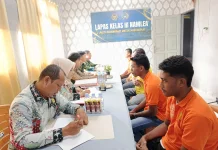 Monitoring Pelaksanaan Putusan, Lapas Namlea Terima Wasmat dari PN Namlea